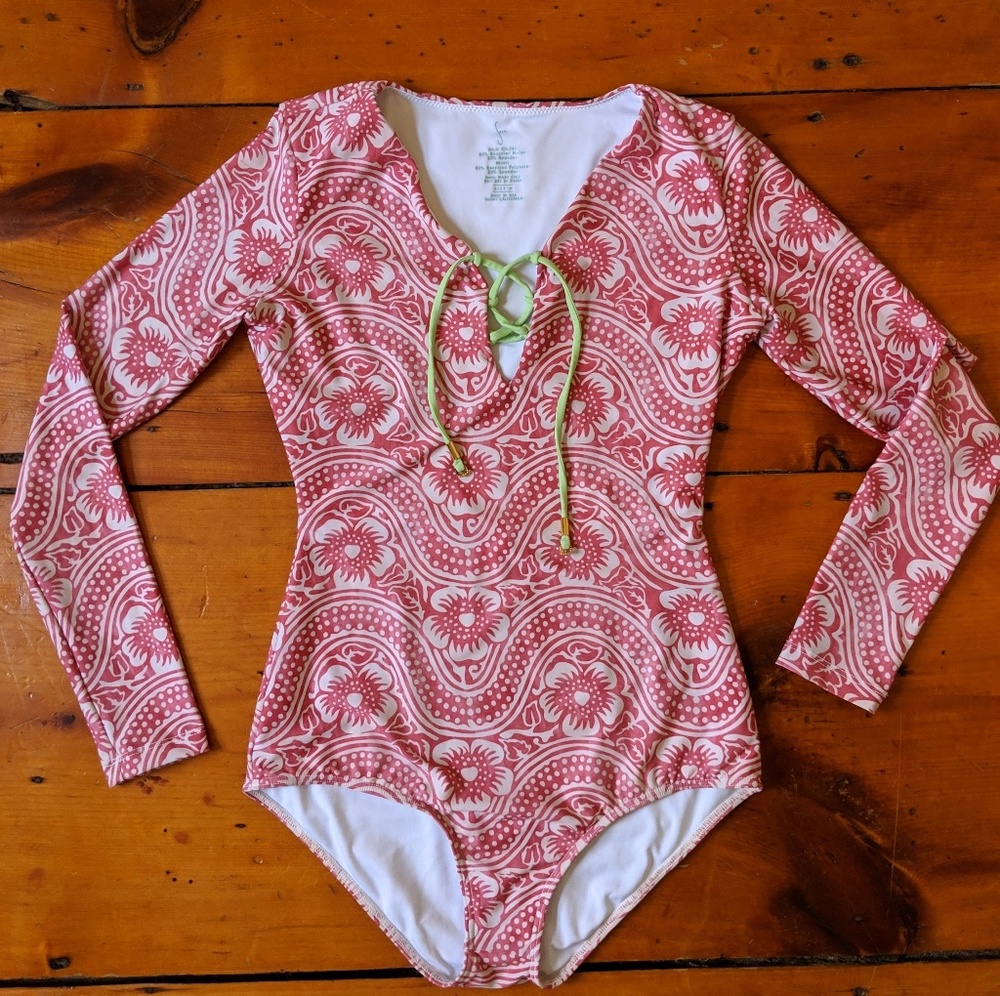 Seea Solanas Sabi Surf Suit size M - EUC